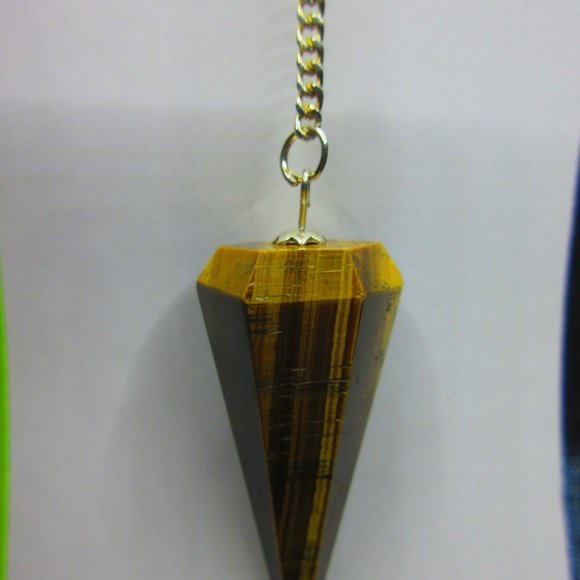 Tiger Eye Gemstone Dowsing Pendulum Meditation Tool - Picture 3 of 4